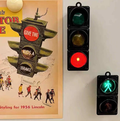 Novelty Car Keychain for Bag, Funny Unique Cool Stoplight Key Chain Accessories for Men Women, Purse Charms for Handbags, Fun Small Gifts for Men Ideas